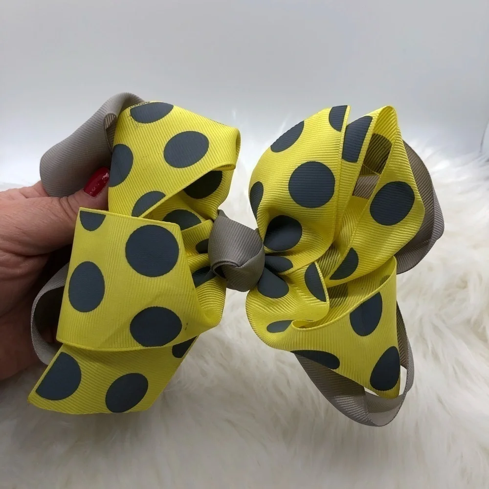 Gaby’s Yellow & Gray Polka Dot Oversized Bow